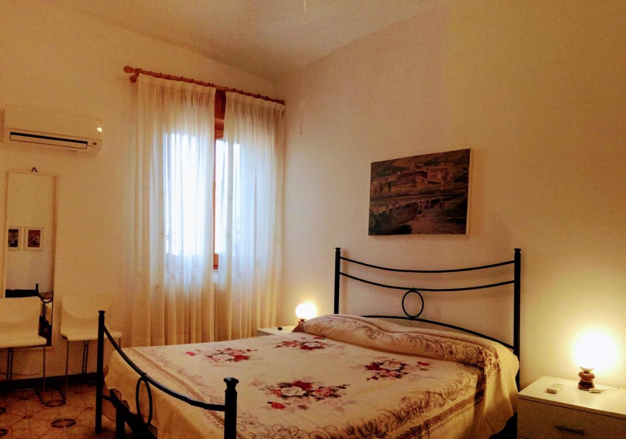 Casa Vacanze Sole E Mare Teulada Kültér fotó