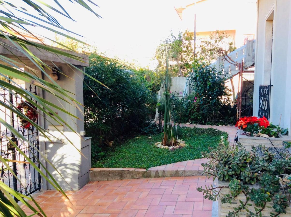 Casa Vacanze Sole E Mare Teulada Kültér fotó